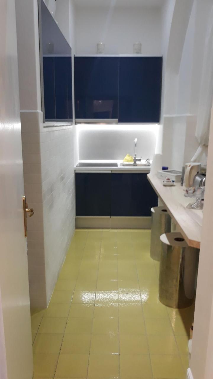 Apartment Charmerooms Palazzo Stampa *
