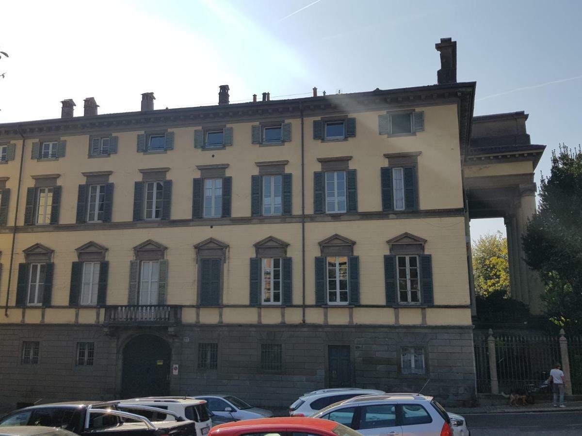 Apartment Charmerooms Palazzo Stampa *