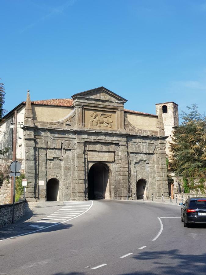 Charmerooms Palazzo Stampa Apartment Bergamo